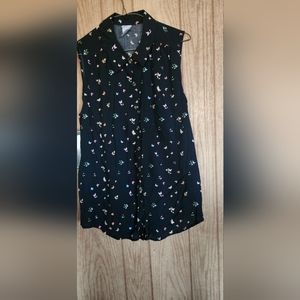 NWOT No Boundaries XL butterfly blouse